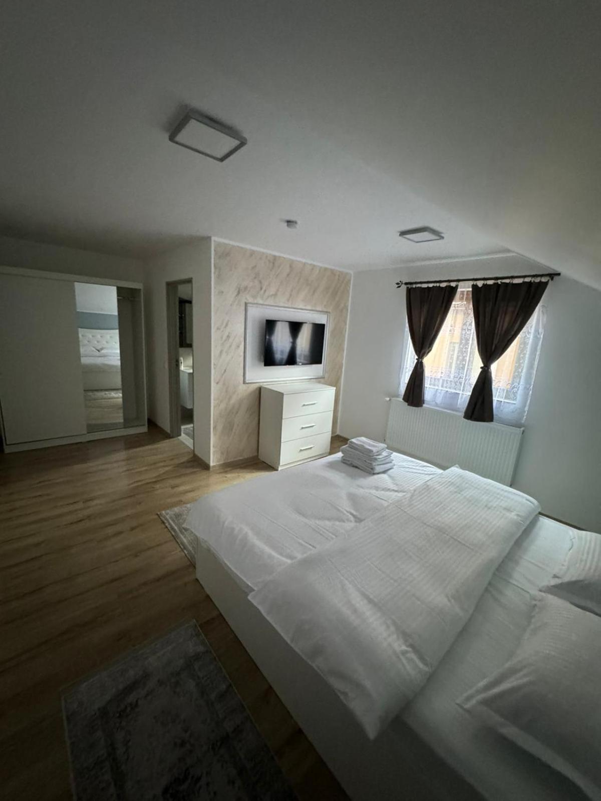 Popasul Din Vale Hotel Moisei Luaran gambar
